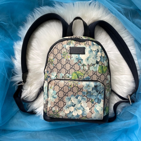 Gucci Bookbag - Picture 9 of 14